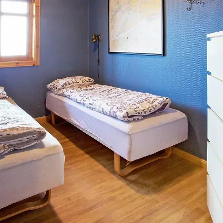 Midsund Apartment Aukra